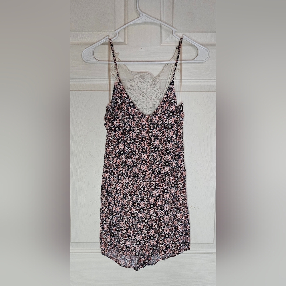 Rue21 Floral Romper Crochet Lace Back Spaghetti Straps - Size Medium